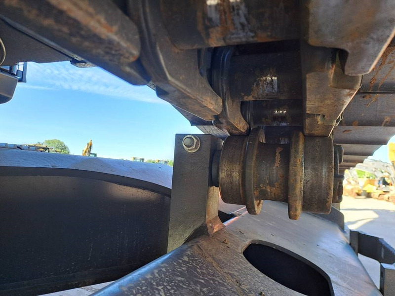 Escavadora de rastos nuevo Develon DX300LC-7M: foto 13