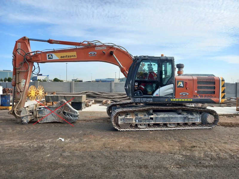 Hitachi ZX220LC (Abu Dhabi) - Escavadora de rastos: foto 1 Hitachi ZX220LC (Abu Dhabi) - Escavadora de rastos: foto 1
