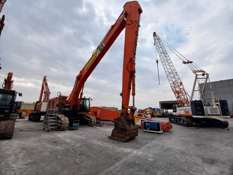 Escavadeira Hitachi ZX870LC H-5G (Abu Dhabi): foto 18 Escavadeira Hitachi ZX870LC H-5G (Abu Dhabi): foto 18