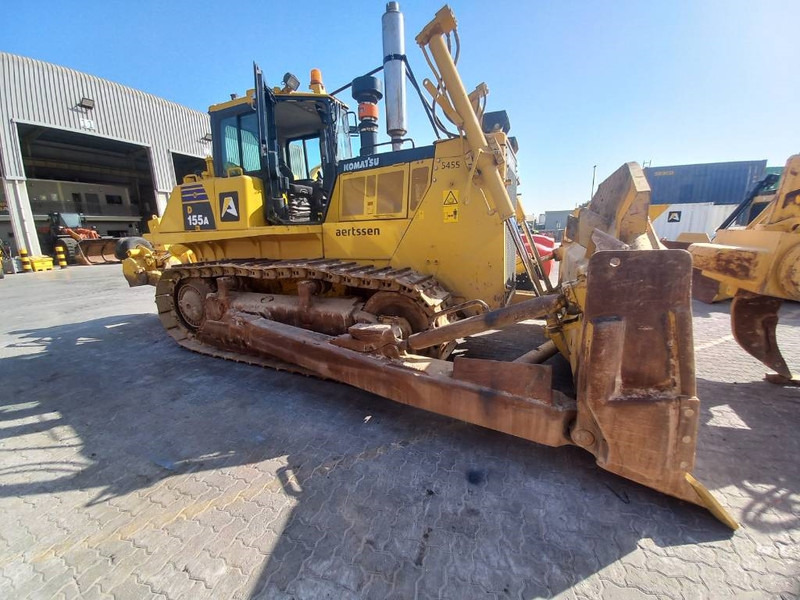 Komatsu D155A-6R (4 Pcs available in Abu Dhabi) - Buldôzer: foto 2 Komatsu D155A-6R (4 Pcs available in Abu Dhabi) - Buldôzer: foto 2