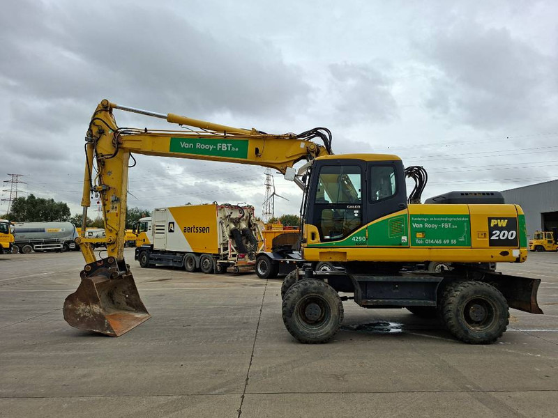 Komatsu PW 200-7H - Escavadeira de rodas: foto 1 Komatsu PW 200-7H - Escavadeira de rodas: foto 1