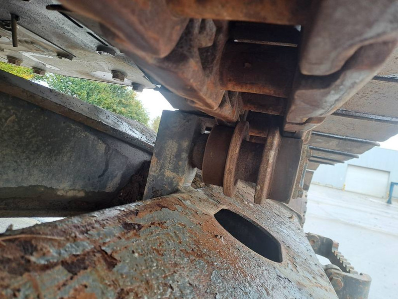 Escavadora de rastos Volvo ECR 235 E: foto 18