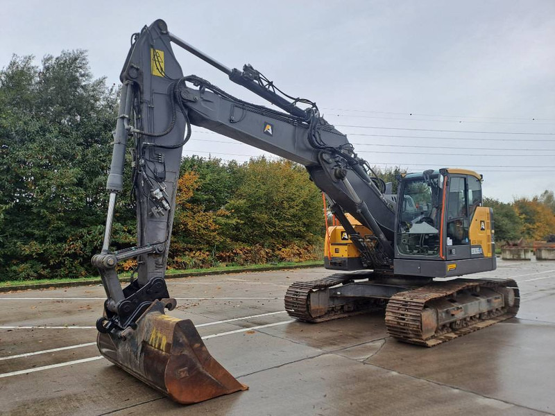 Escavadora de rastos Volvo ECR 235 E: foto 7