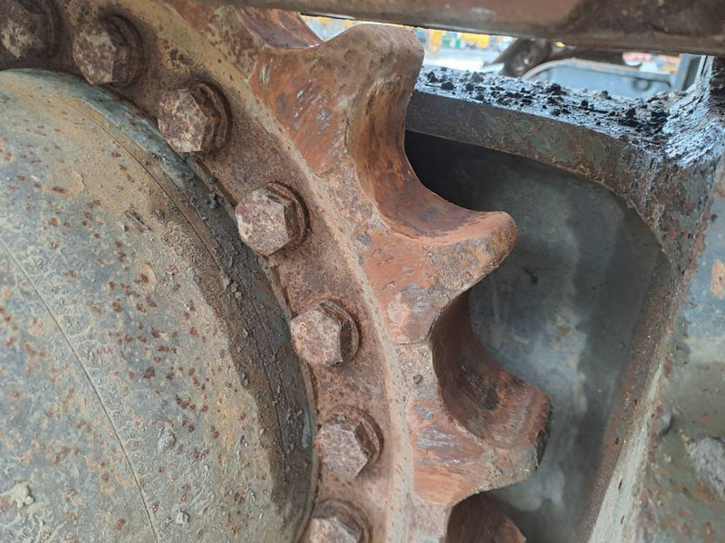 Escavadora de rastos Volvo ECR 235 E: foto 16