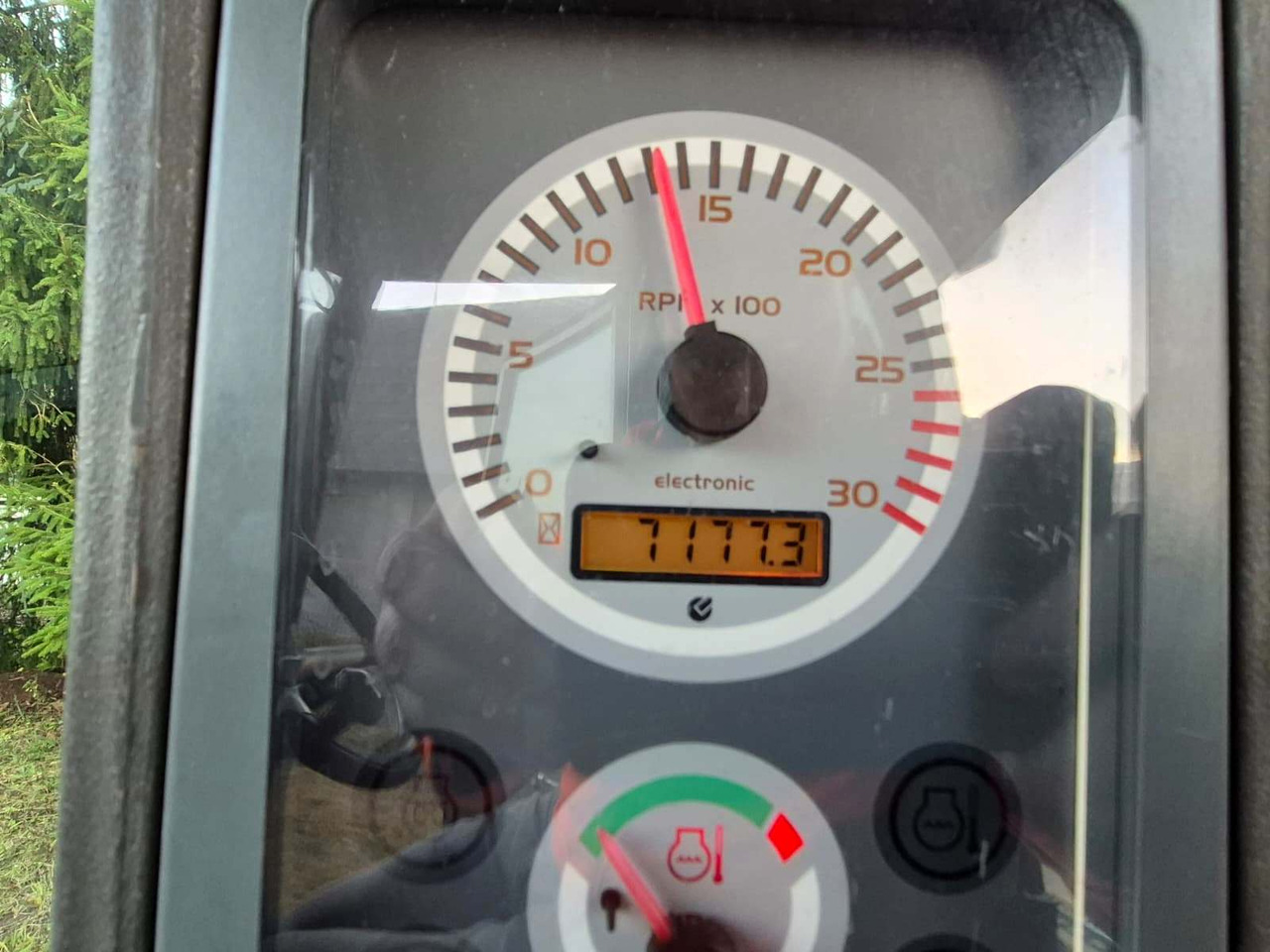 KOMATSU WB93R-5 - Retroescavadeira: foto 5 KOMATSU WB93R-5 - Retroescavadeira: foto 5