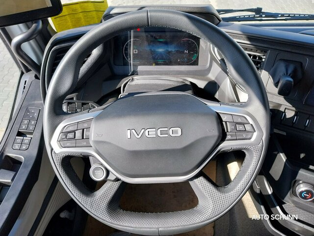 IVECO S-WAY AS440S50T/P PREDICTIVE CC+FULL LED+HPEB... - Caminhão: foto 3 IVECO S-WAY AS440S50T/P PREDICTIVE CC+FULL LED+HPEB... - Caminhão: foto 3