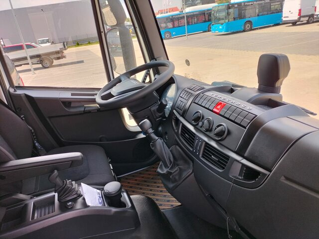 IVECO EuroCargo ML80E22/FP EVI_E - S100 HIGHCOMFORT... - Caminhão com lona: foto 3 IVECO EuroCargo ML80E22/FP EVI_E - S100 HIGHCOMFORT... - Caminhão com lona: foto 3