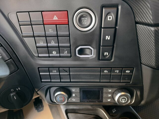 IVECO X-Way AT280X46Y/PS ON++LED+KRAN + KIPPMULDE... - Caminhão grua, Camião de caixa aberta/ Plataforma: foto 5 IVECO X-Way AT280X46Y/PS ON++LED+KRAN + KIPPMULDE... - Caminhão grua, Camião de caixa aberta/ Plataforma: foto 5