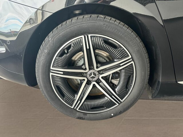 MERCEDES-BENZ EQE 350 4Matic AMG LINE+AC+ELECTRIC ART+ADVANCED... - Sedã: foto 3 MERCEDES-BENZ EQE 350 4Matic AMG LINE+AC+ELECTRIC ART+ADVANCED... - Sedã: foto 3