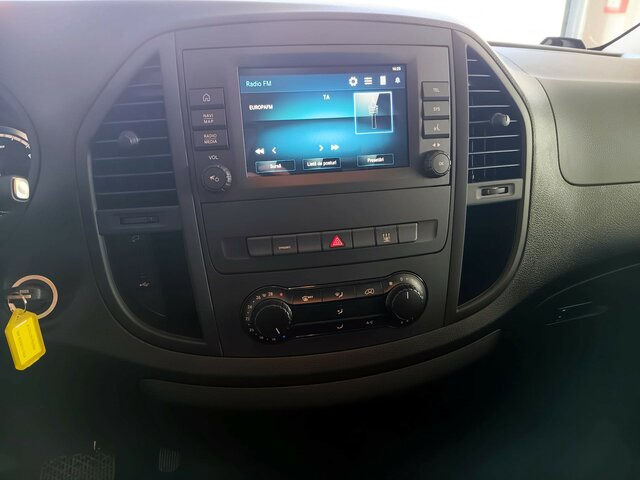 MERCEDES-BENZ Vito Kasten eVito 112 KA/FWD PARK+CLIMA... - Furgão compacto, Carrinha elétrica: foto 2 MERCEDES-BENZ Vito Kasten eVito 112 KA/FWD PARK+CLIMA... - Furgão compacto, Carrinha elétrica: foto 2