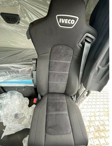 IVECO S-Way AS440S49T/P - AF4T COMFORT+AERO+ LED+NAVI... - Tractor: foto 4 IVECO S-Way AS440S49T/P - AF4T COMFORT+AERO+ LED+NAVI... - Tractor: foto 4