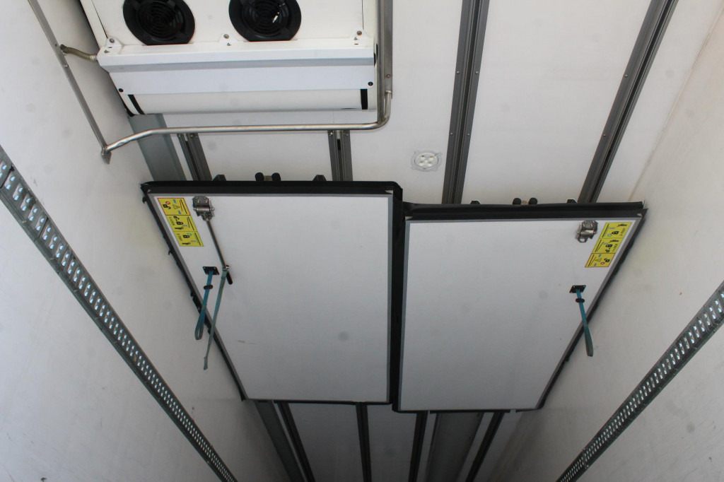 Chereau CV 1950Mt. 2,6h Strom Bi-Multi-Temp. LBW FRC 28 - Semireboque frigorífico: foto 2 Chereau CV 1950Mt. 2,6h Strom Bi-Multi-Temp. LBW FRC 28 - Semireboque frigorífico: foto 2