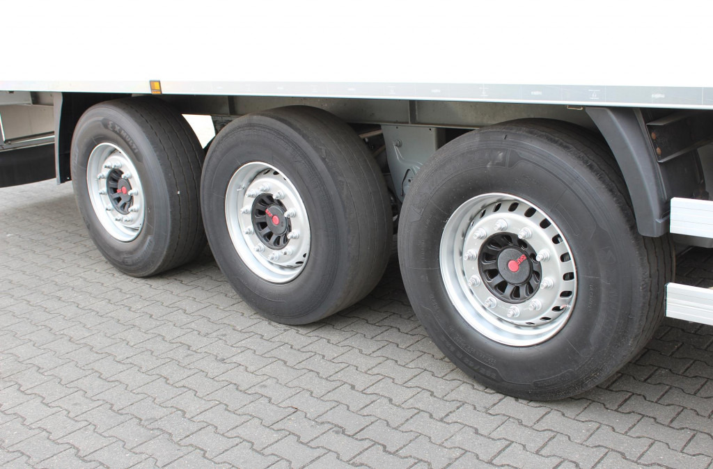 Chereau TK SLXi 300 Doppelstock FRC06.26 SAF - Semireboque frigorífico: foto 5 Chereau TK SLXi 300 Doppelstock FRC06.26 SAF - Semireboque frigorífico: foto 5