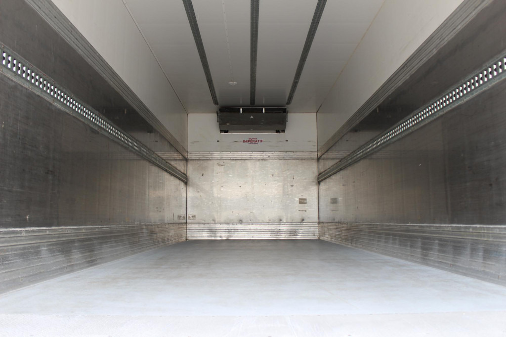 Daf LF 310 E6 CS 1050 Silent Tür+LBW Strom FRC 2028 - Caminhão frigorífico: foto 2 Daf LF 310 E6 CS 1050 Silent Tür+LBW Strom FRC 2028 - Caminhão frigorífico: foto 2