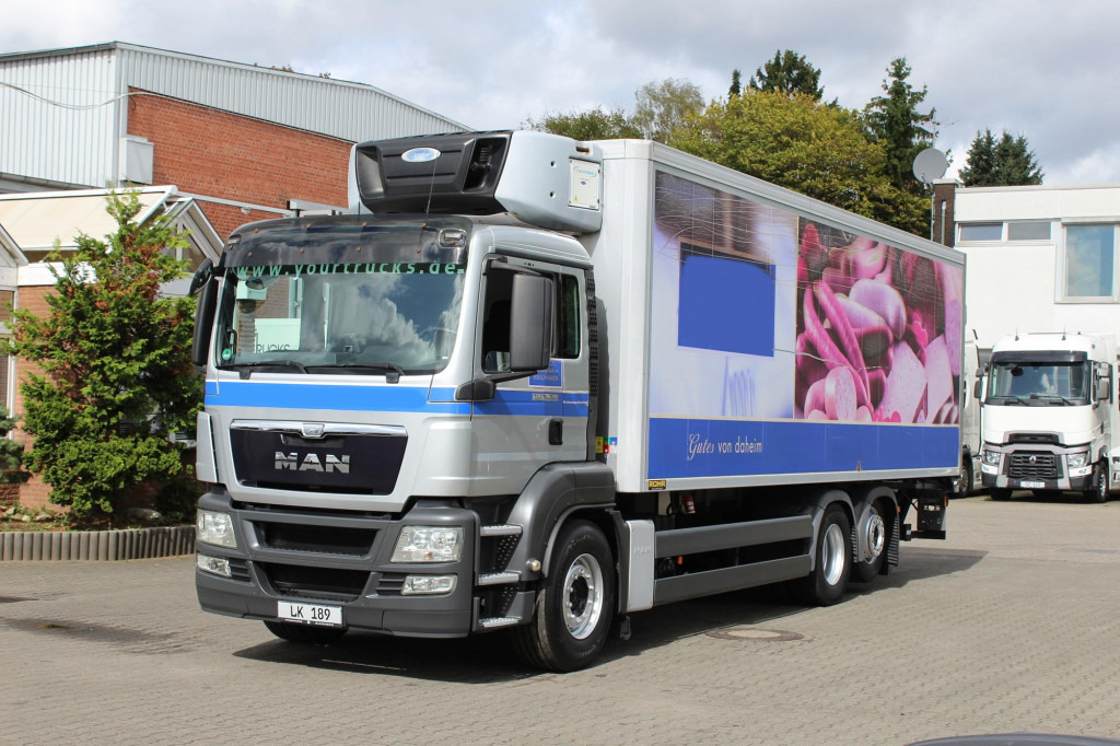 MAN TGS 26.360 CS 1250 E5 Strom Rolltor+LBW - Caminhão frigorífico: foto 1 MAN TGS 26.360 CS 1250 E5 Strom Rolltor+LBW - Caminhão frigorífico: foto 1