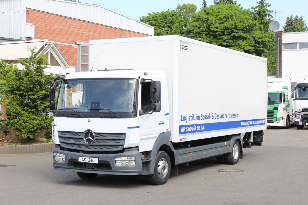 Mercedes-Benz Atego 1221 E6 Koffer Klima LDW Schalter LBW - Caminhão furgão: foto 1 Mercedes-Benz Atego 1221 E6 Koffer Klima LDW Schalter LBW - Caminhão furgão: foto 1