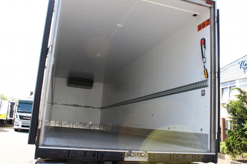 Caminhão frigorífico Renault D 280E6 Wide TK T1000R Strom LBW FRC 01 26: foto 15