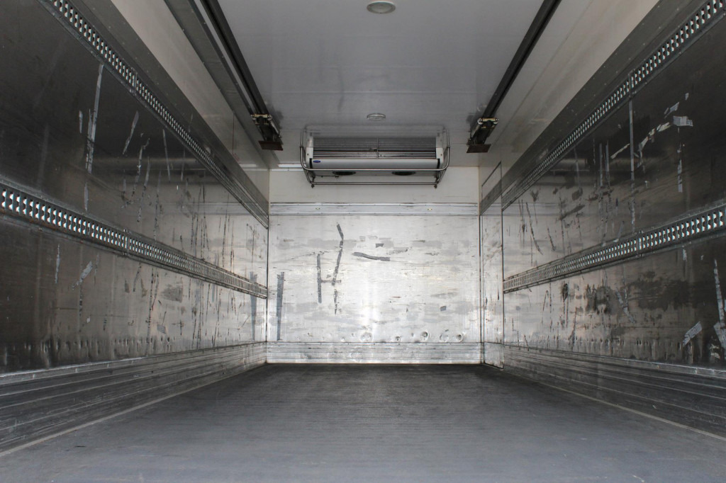 Renault D 320 Wide E6 CS 1150Mt. Bi-Temp. Tür+LBW Strom - Caminhão frigorífico: foto 2 Renault D 320 Wide E6 CS 1150Mt. Bi-Temp. Tür+LBW Strom - Caminhão frigorífico: foto 2