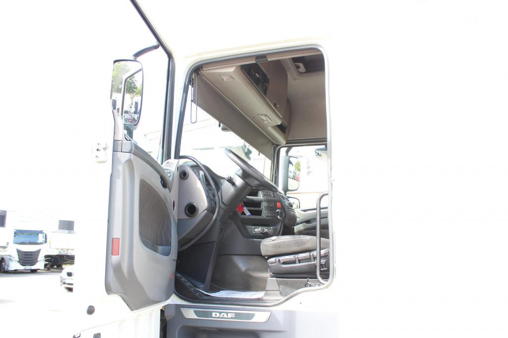 Daf XF 480 E6 Space Cab ACC LDW 2 Liegen - Tractor: foto 3 Daf XF 480 E6 Space Cab ACC LDW 2 Liegen - Tractor: foto 3