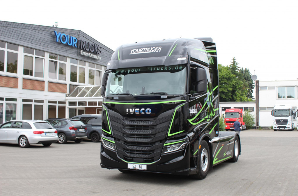 Iveco S-Way 480 Retarder Standklima 2Tanks Navi LED - Tractor: foto 1 Iveco S-Way 480 Retarder Standklima 2Tanks Navi LED - Tractor: foto 1