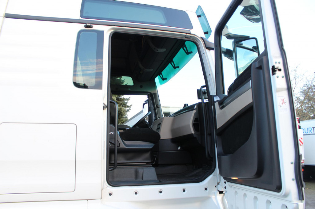 MAN TGX 18.510 E6 XXL Retarder Kühlbox Navi - Tractor: foto 2 MAN TGX 18.510 E6 XXL Retarder Kühlbox Navi - Tractor: foto 2