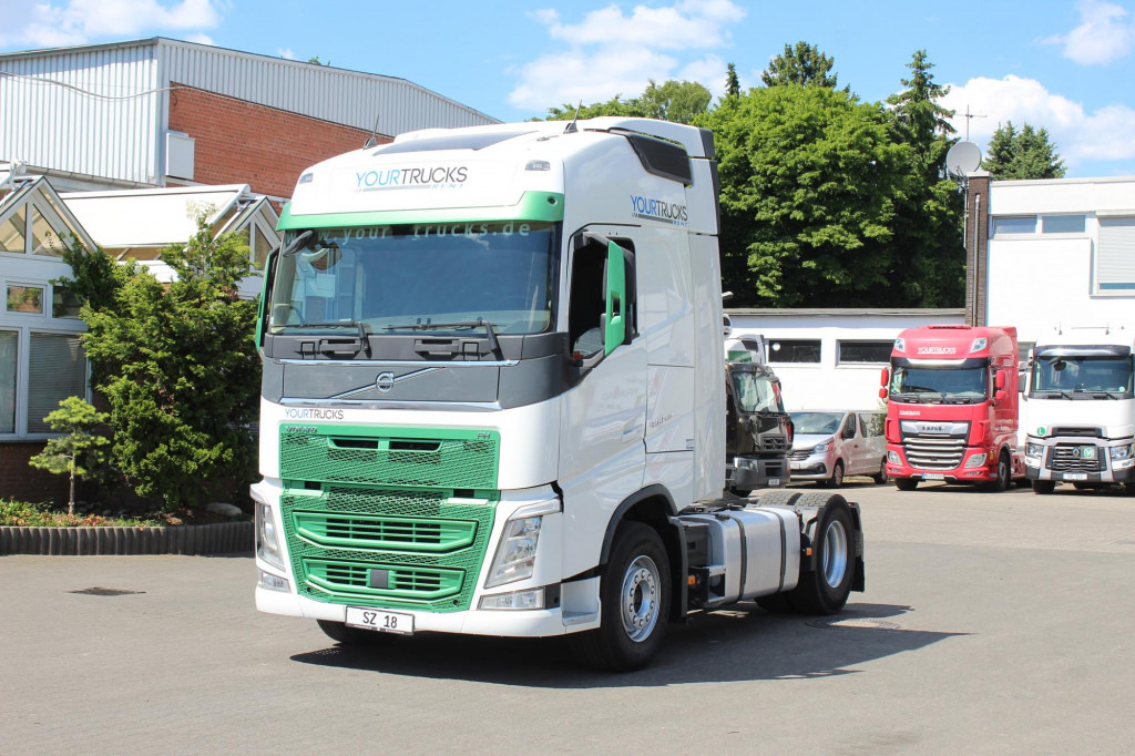 Volvo FH 460 E6 Globetrotter 2 Tanks i-Park Cool - Tractor: foto 1 Volvo FH 460 E6 Globetrotter 2 Tanks i-Park Cool - Tractor: foto 1
