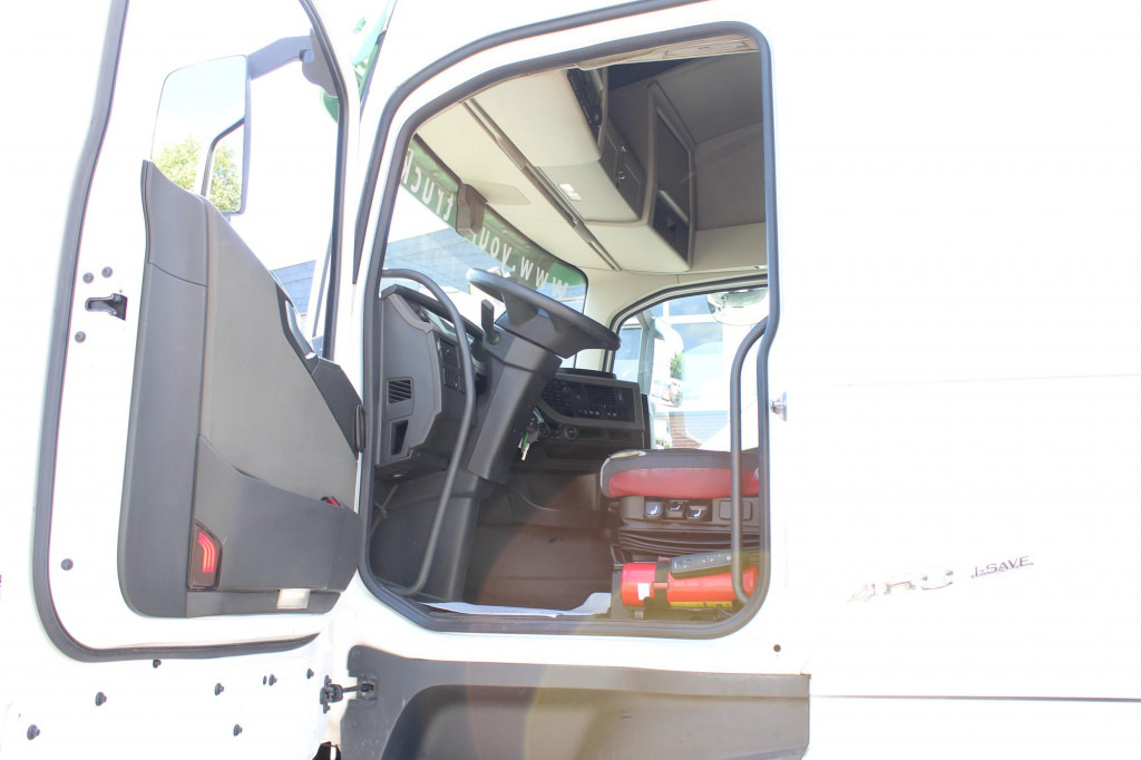 Volvo FH 460 E6 Globetrotter 2 Tanks i-Park Cool - Tractor: foto 2 Volvo FH 460 E6 Globetrotter 2 Tanks i-Park Cool - Tractor: foto 2