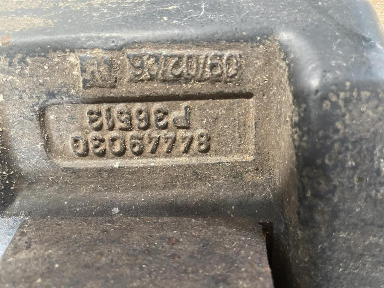 Case-IH New Holland Achsschenkel - Eixo e peças de Máquina agrícola: foto 5 Case-IH New Holland Achsschenkel - Eixo e peças de Máquina agrícola: foto 5