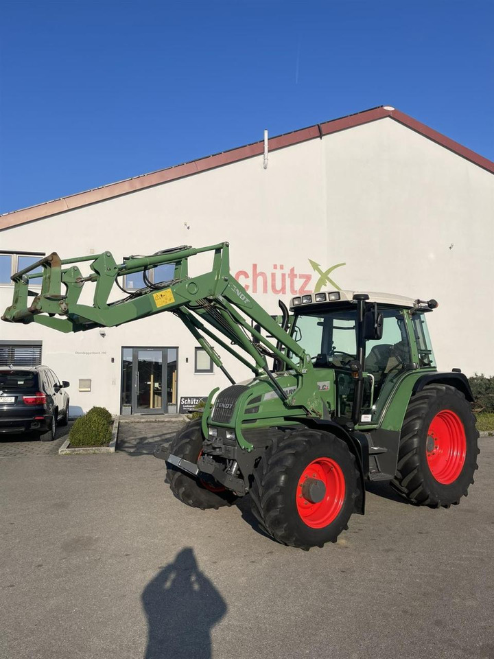 Fendt 309 Ci mit Frontlader, FKH, DL, Klima, 8250Bh, Baujahr 2005 - Trator: foto 1 Fendt 309 Ci mit Frontlader, FKH, DL, Klima, 8250Bh, Baujahr 2005 - Trator: foto 1