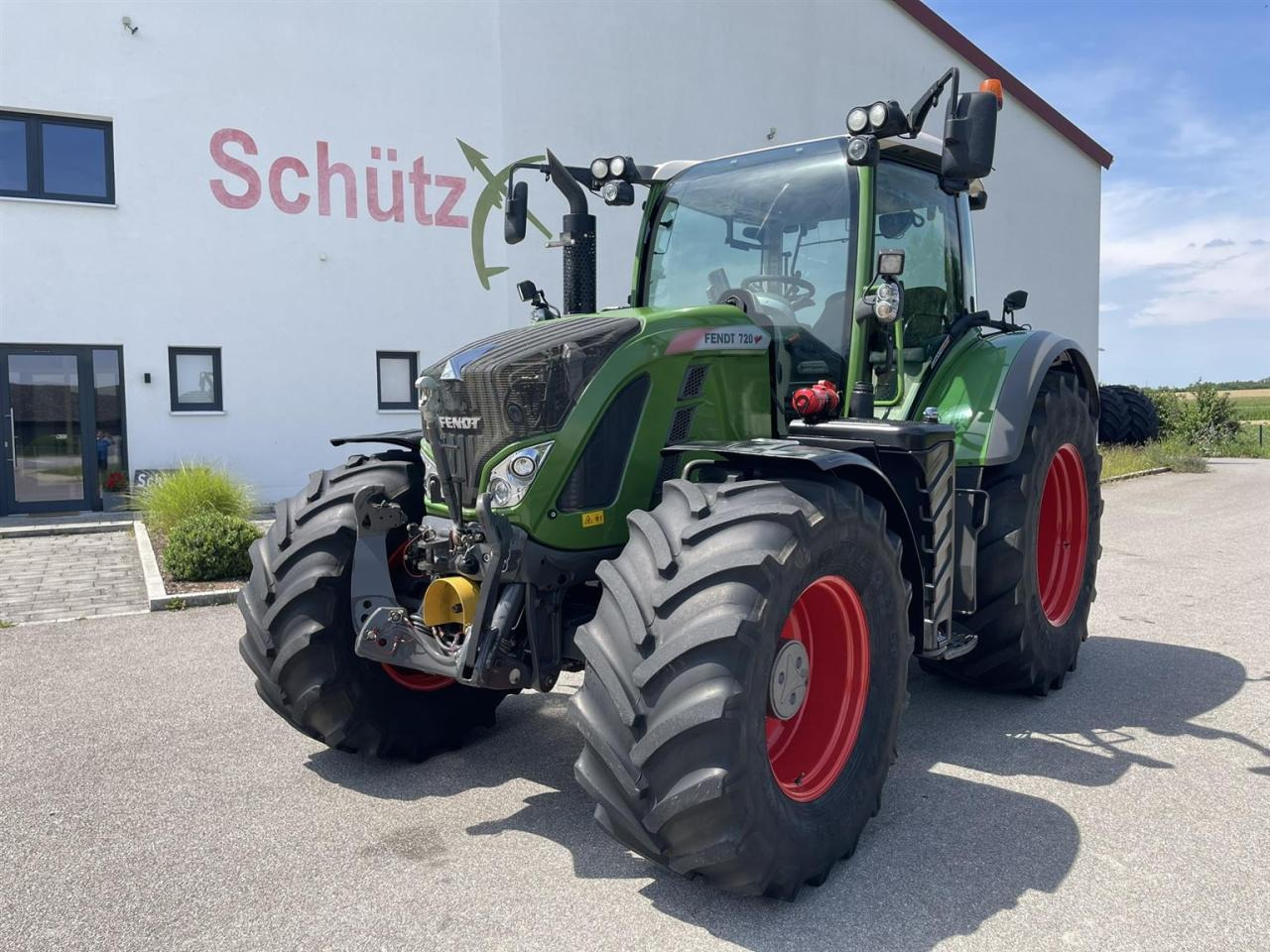 Fendt Vario 720 Profi Plus, Reifen hinten neu, FZW, FH - Trator: foto 1 Fendt Vario 720 Profi Plus, Reifen hinten neu, FZW, FH - Trator: foto 1