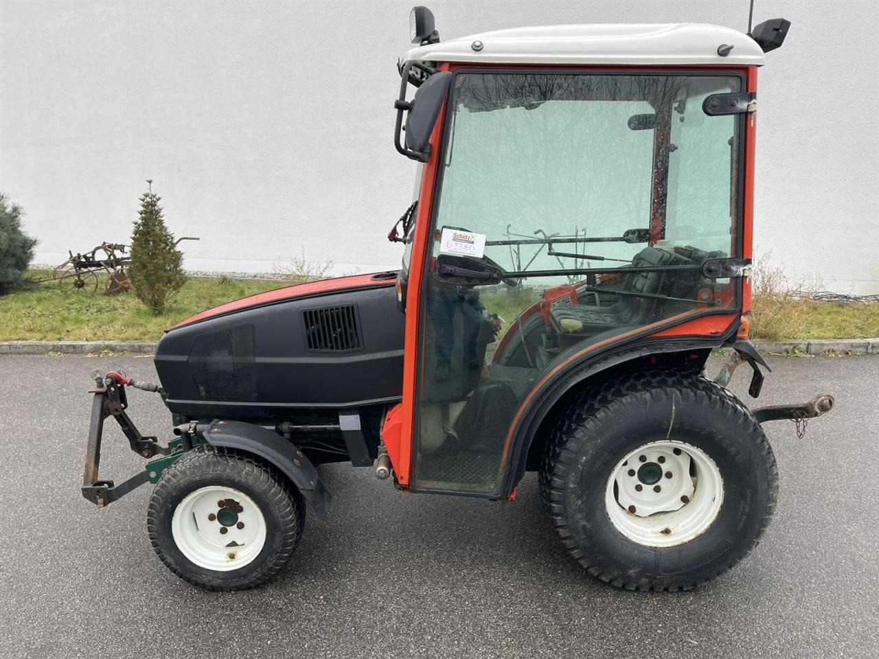 Goldoni IDEA 30HST Goldoni, Rasenmäher und Mulcher, Kabine, Frontkraftheber, Heckhubwerkanhängung - Trator: foto 2 Goldoni IDEA 30HST Goldoni, Rasenmäher und Mulcher, Kabine, Frontkraftheber, Heckhubwerkanhängung - Trator: foto 2