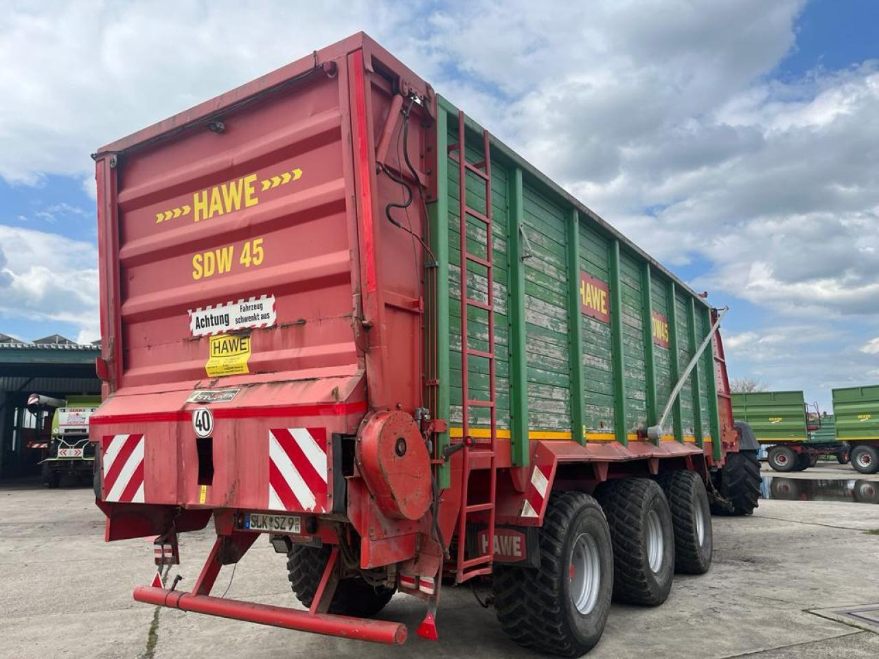 HAWE Tridem SDW 45T mit Heckentleerung - Reboque basculante agrícola: foto 3 HAWE Tridem SDW 45T mit Heckentleerung - Reboque basculante agrícola: foto 3