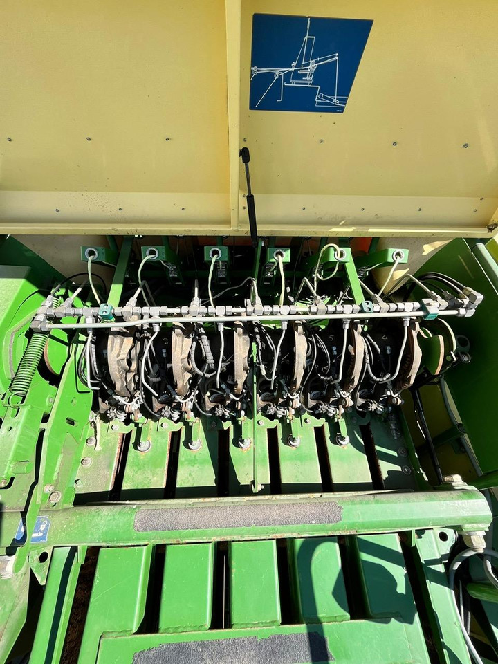 Enfardadeira de fardos quadrados Krone Big Pack 1290 HDP XC: foto 17 Enfardadeira de fardos quadrados Krone Big Pack 1290 HDP XC: foto 17