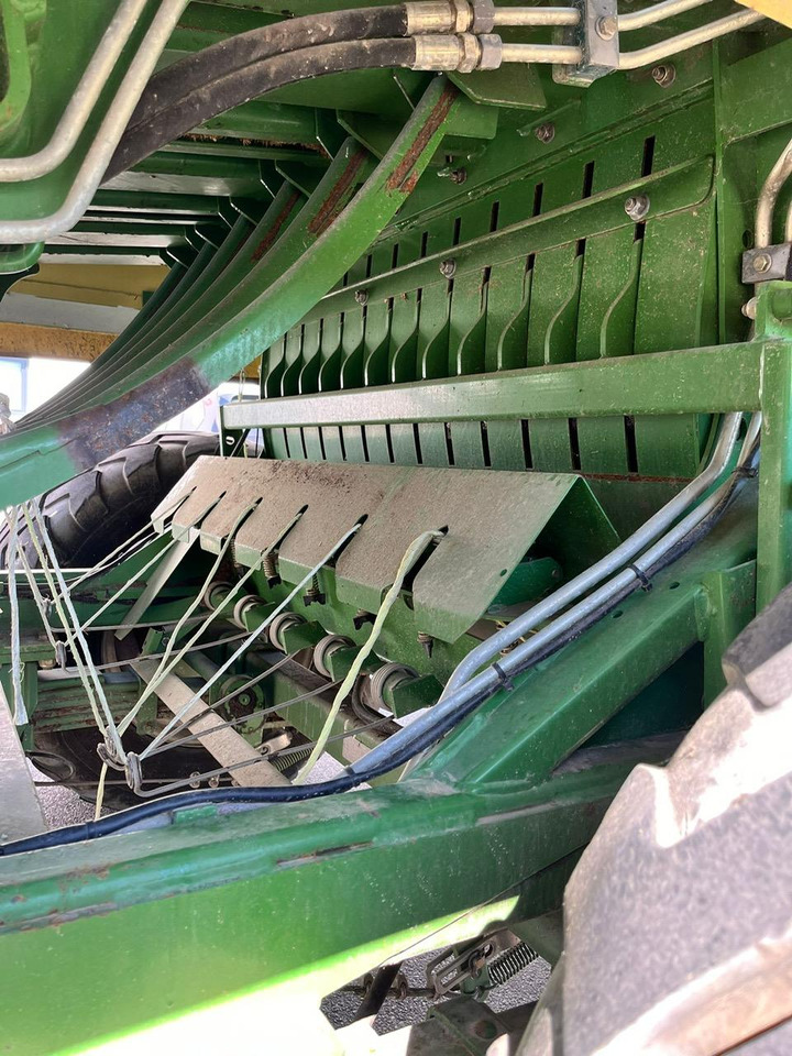 Enfardadeira de fardos quadrados Krone Big Pack 1290 HDP XC: foto 13 Enfardadeira de fardos quadrados Krone Big Pack 1290 HDP XC: foto 13