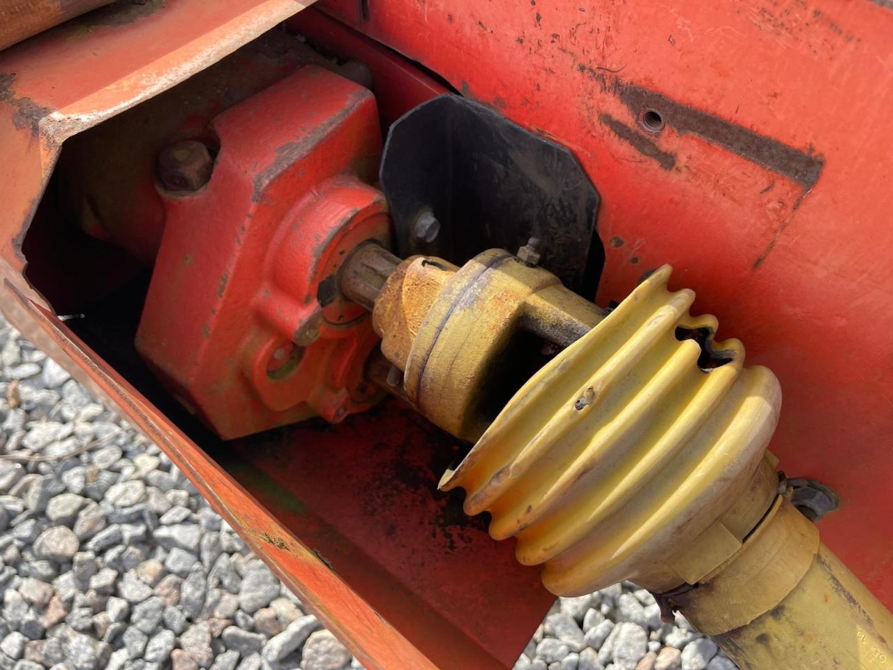 Kuhn Kuhn FC 280P, Heckmähwerk - Gadanheira: foto 5 Kuhn Kuhn FC 280P, Heckmähwerk - Gadanheira: foto 5