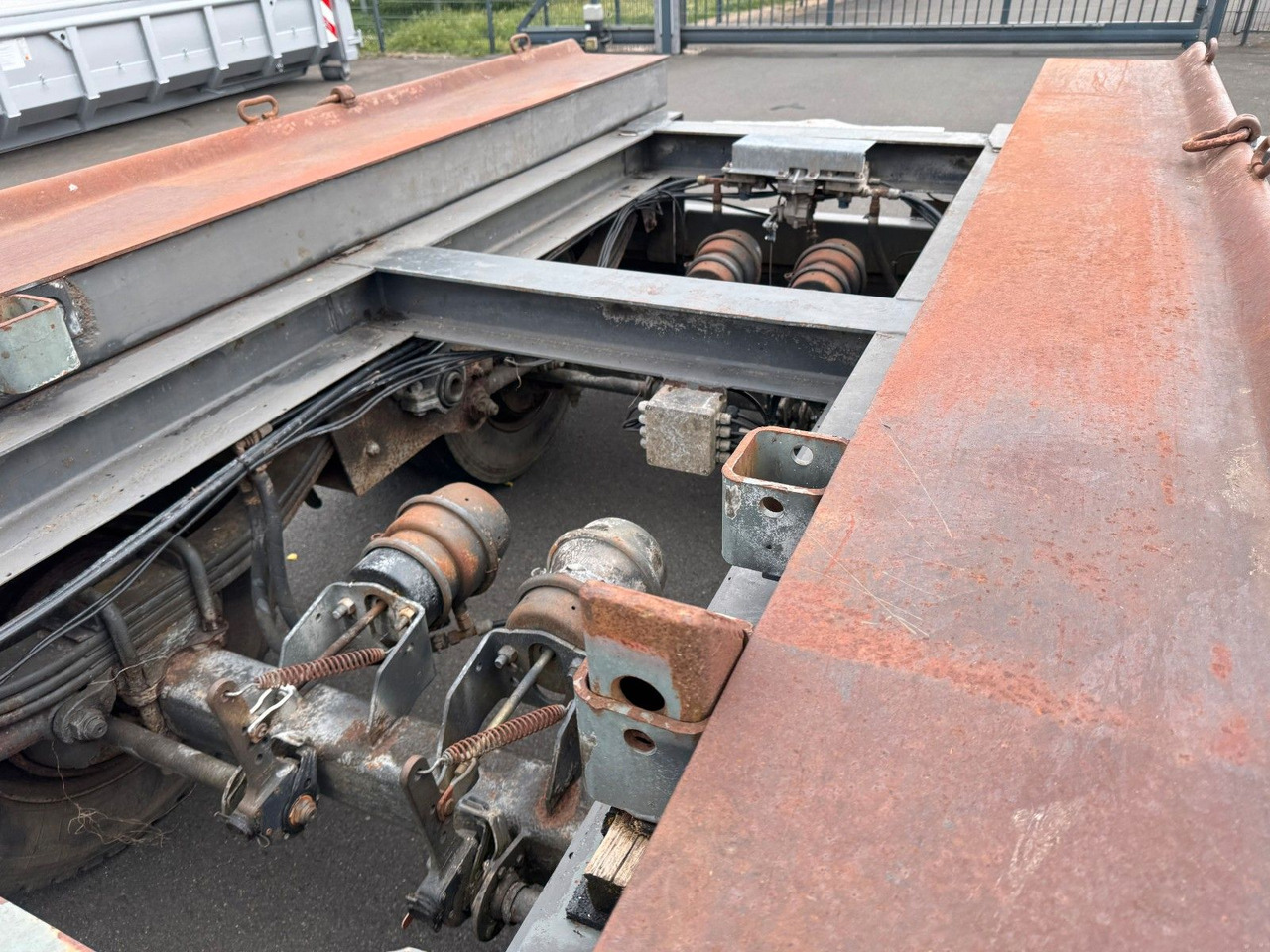 Hüffermann HMA 24.24 3- Achs- Blattfederung - Reboque ampliroll/ Multibenne: foto 4 Hüffermann HMA 24.24 3- Achs- Blattfederung - Reboque ampliroll/ Multibenne: foto 4