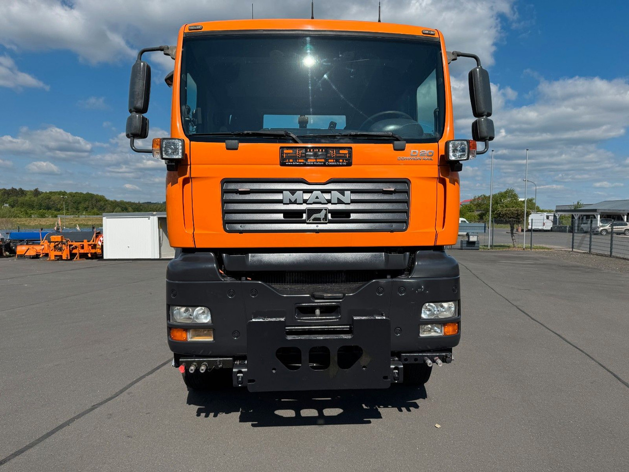 MAN TGA 18.350 4x4 Meiler Abroller RK 14.45 Winterd. - Caminhão polibenne: foto 4 MAN TGA 18.350 4x4 Meiler Abroller RK 14.45 Winterd. - Caminhão polibenne: foto 4