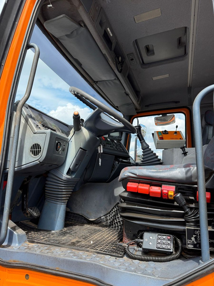 Mercedes-Benz Actros 2031 4x4 Hydraulik + Wechselsystem - Caminhão chassi: foto 3 Mercedes-Benz Actros 2031 4x4 Hydraulik + Wechselsystem - Caminhão chassi: foto 3