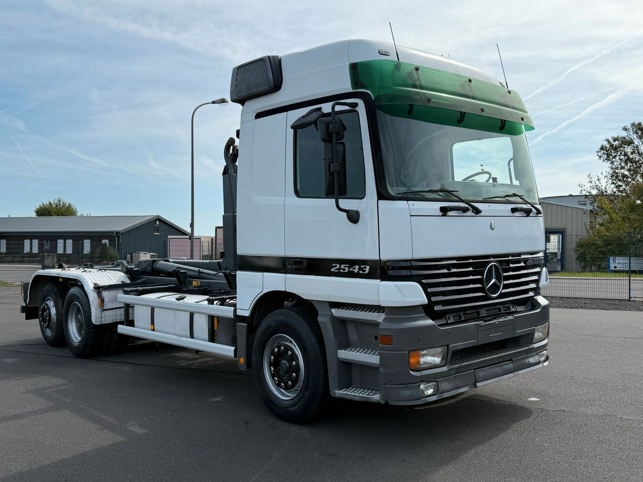Mercedes-Benz Actros 2543 6x2 Klima + Kupplung - Caminhão polibenne: foto 4 Mercedes-Benz Actros 2543 6x2 Klima + Kupplung - Caminhão polibenne: foto 4