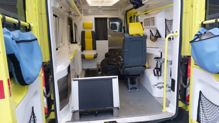 Ambulância FORD TRANSIT 2,0TDI AMBULANCE KLIMA 12.2018 EURO 6, 3 UNITS: foto 14