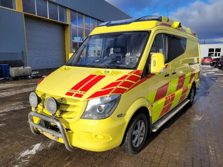 MERCEDES – BENZ SPRINTER 3.0D AMBULANCE (PROFILE) KLIMA 2.2016 EURO 6 - Ambulância: foto 2 MERCEDES – BENZ SPRINTER 3.0D AMBULANCE (PROFILE) KLIMA 2.2016 EURO 6 - Ambulância: foto 2