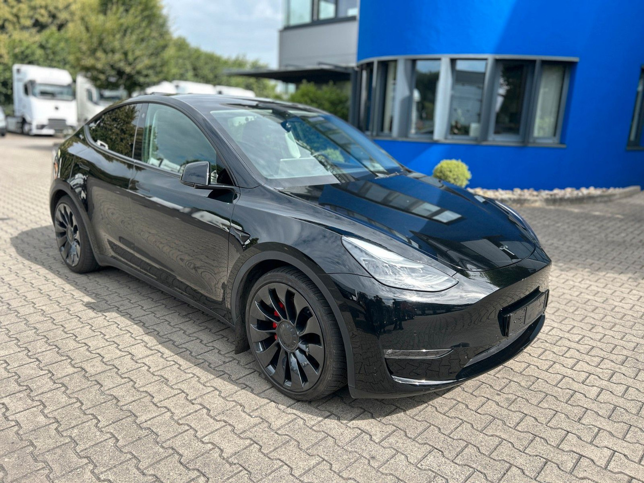 Tesla Model Y Performance Dual AWD - Sedã: foto 3 Tesla Model Y Performance Dual AWD - Sedã: foto 3