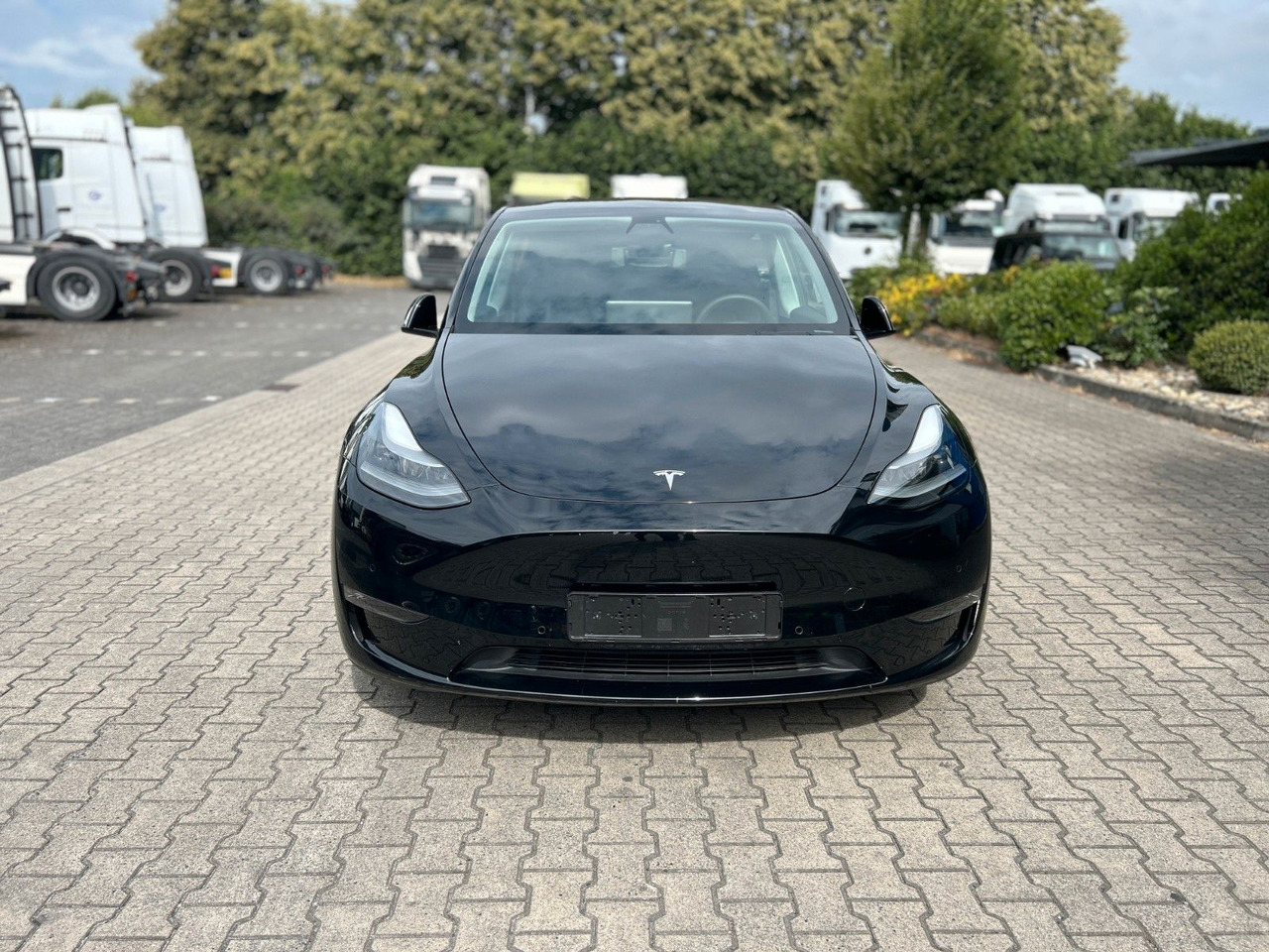Tesla Model Y Performance Dual AWD - Sedã: foto 2 Tesla Model Y Performance Dual AWD - Sedã: foto 2