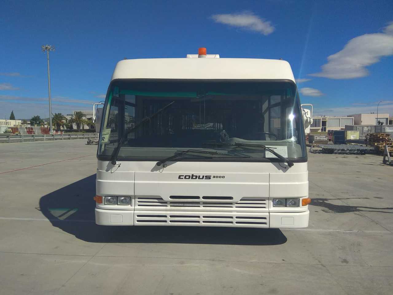 Contrac Cobus 3000 - Autocarro de aeroporto: foto 1 Contrac Cobus 3000 - Autocarro de aeroporto: foto 1