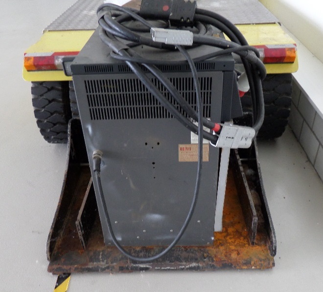 Liftow 75C - Trator de push-back: foto 4 Liftow 75C - Trator de push-back: foto 4