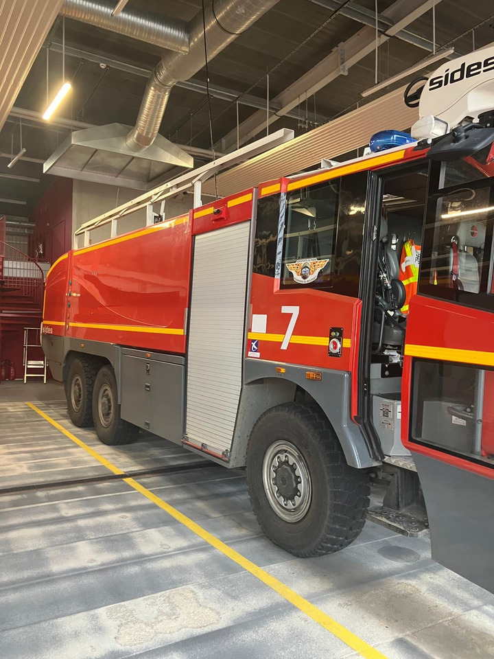 SIDES VIM90 P25 - Carro de bombeiro: foto 4 SIDES VIM90 P25 - Carro de bombeiro: foto 4