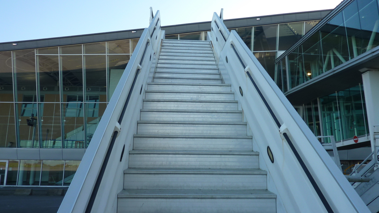 TLD Passenger stairs ABS580 - Escada de passageiros: foto 2 TLD Passenger stairs ABS580 - Escada de passageiros: foto 2