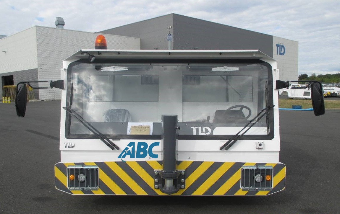 TLD Pushback TMX450 - Trator de push-back: foto 1 TLD Pushback TMX450 - Trator de push-back: foto 1