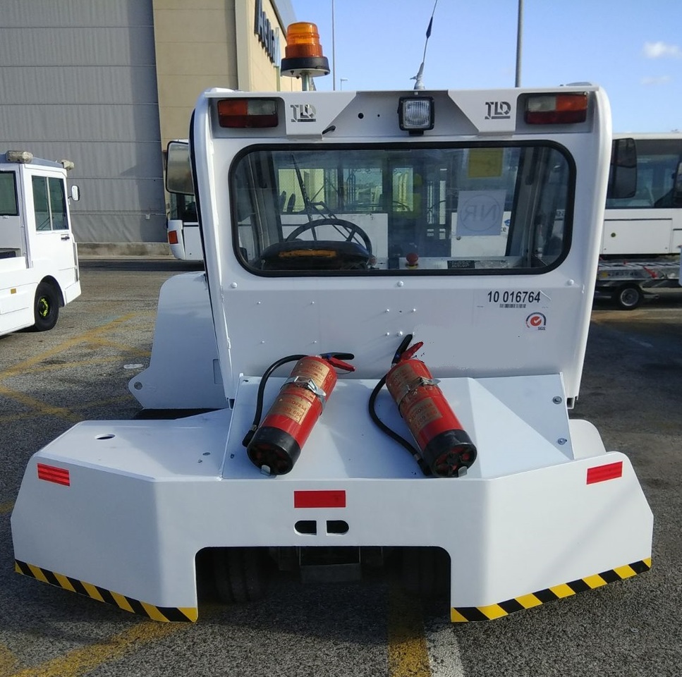 TLD Towbarless Pushback TPX 100 E - Trator de push-back: foto 2 TLD Towbarless Pushback TPX 100 E - Trator de push-back: foto 2