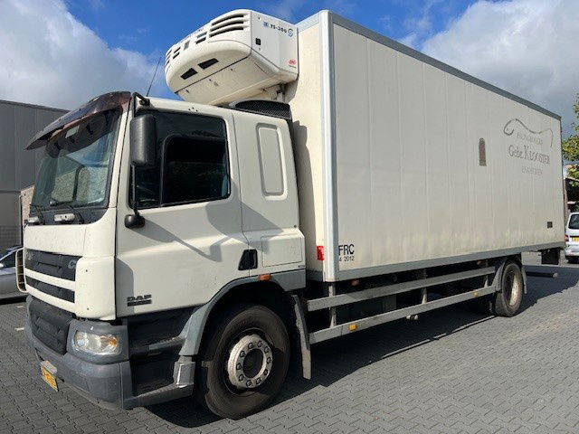 DAF CF 65.250 FA65.250 CF Manuel - Caminhão frigorífico: foto 1 DAF CF 65.250 FA65.250 CF Manuel - Caminhão frigorífico: foto 1